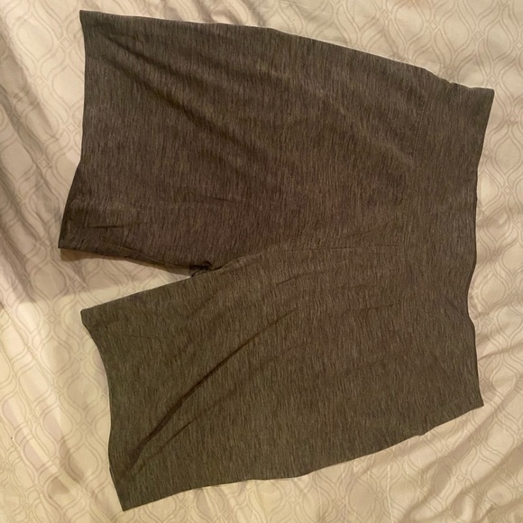 American Eagle Outfitters Pants - American Eagle size XL bike shorts. Only worn once.